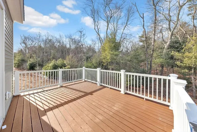 $1,025,000 | 11 Weber Farm Road, Unit 11, Wrentham, MA 02093