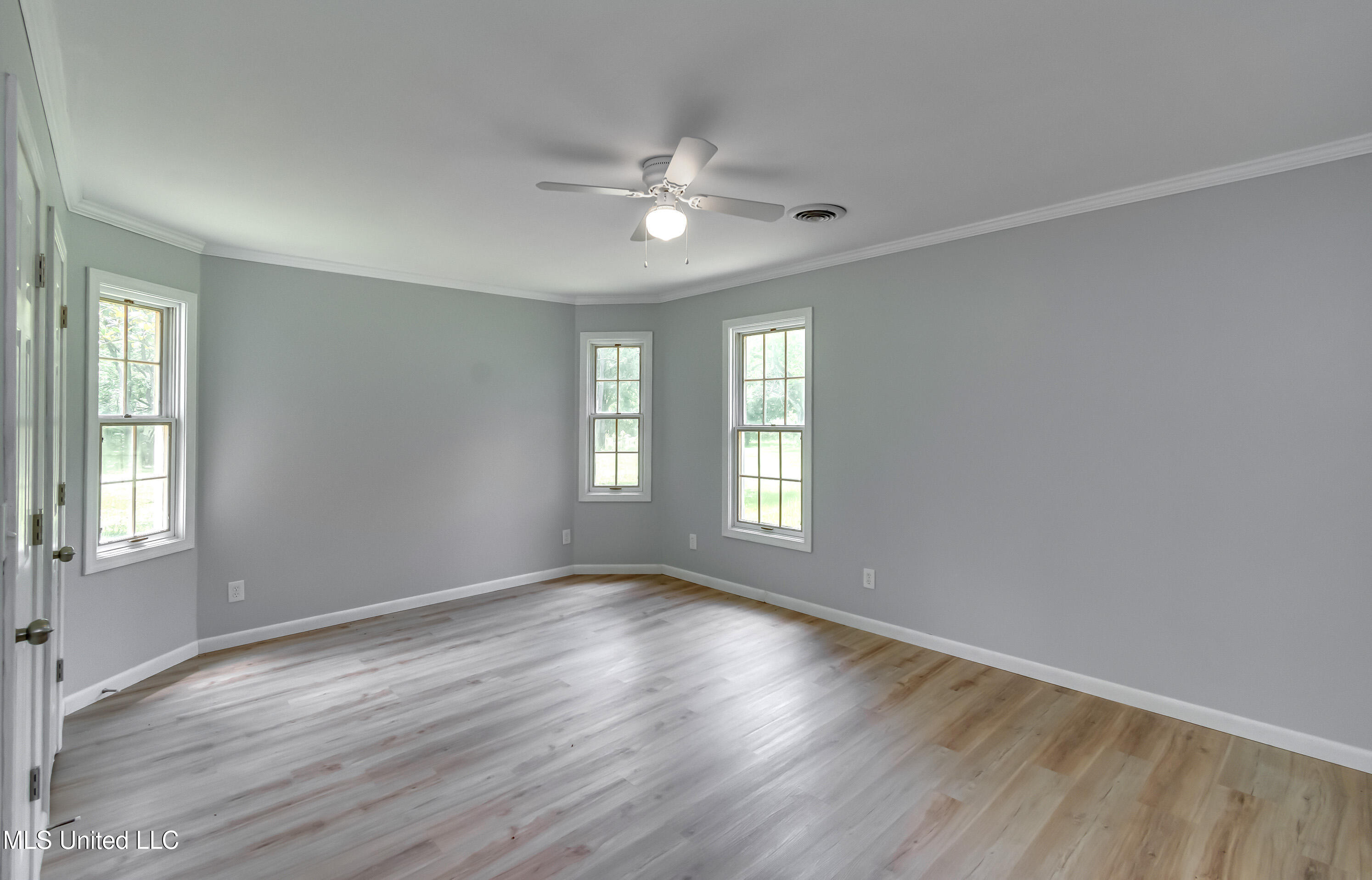 5887 Scotland Road Bentonia, MS 39040 - Photo 27 of 41 5887 Scotland Rd-37