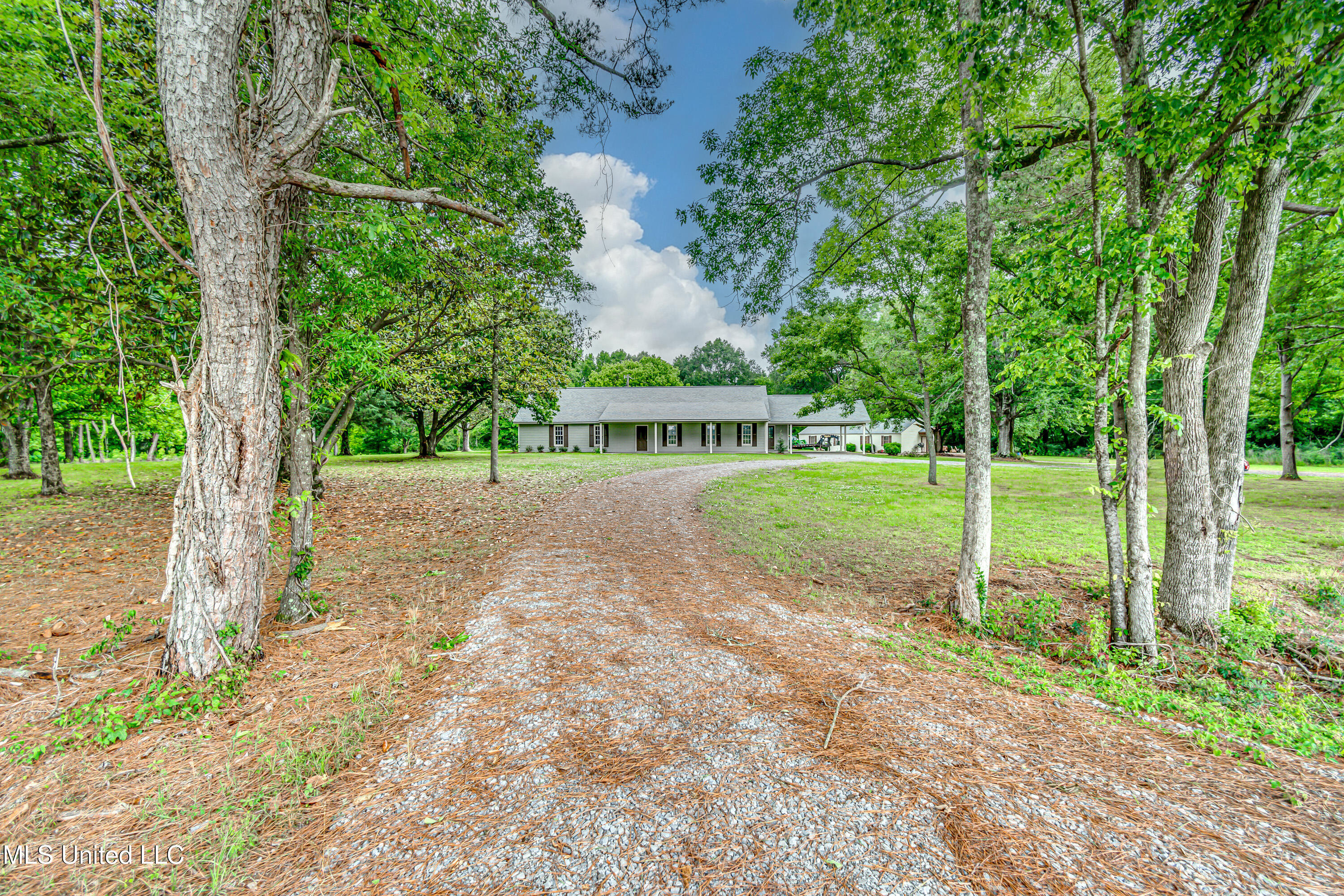 5887 Scotland Road Bentonia, MS 39040 - Photo 3 of 41 5887 Scotland Rd Ext-5