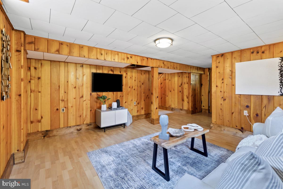 5019 34th Road North Arlington, VA 22207 - Photo 35 of 40 Gallery Image 35