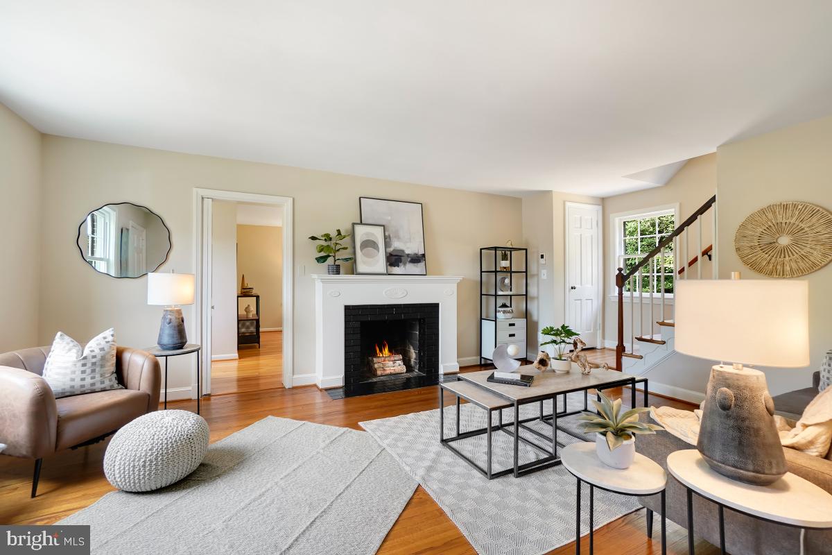 5019 34th Road North Arlington, VA 22207 - Photo 4 of 40 Gallery Image 4