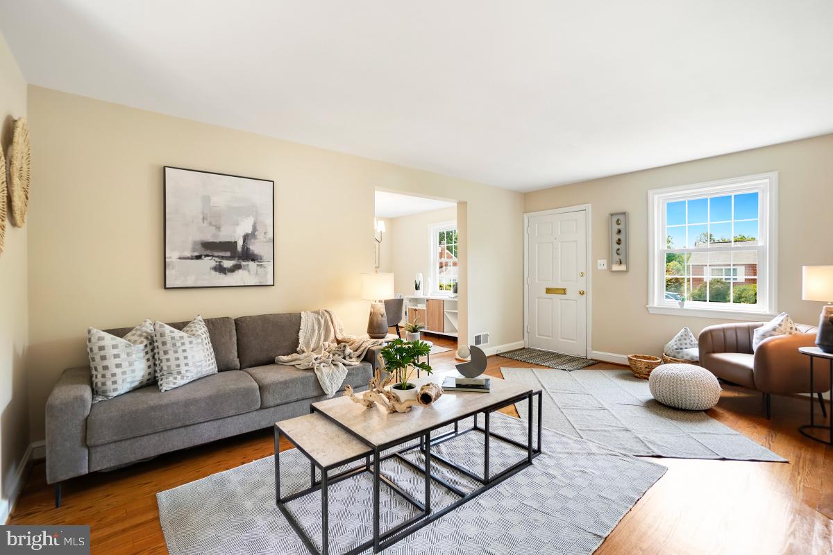 5019 34th Road North Arlington, VA 22207 - Photo 6 of 40 Gallery Image 6