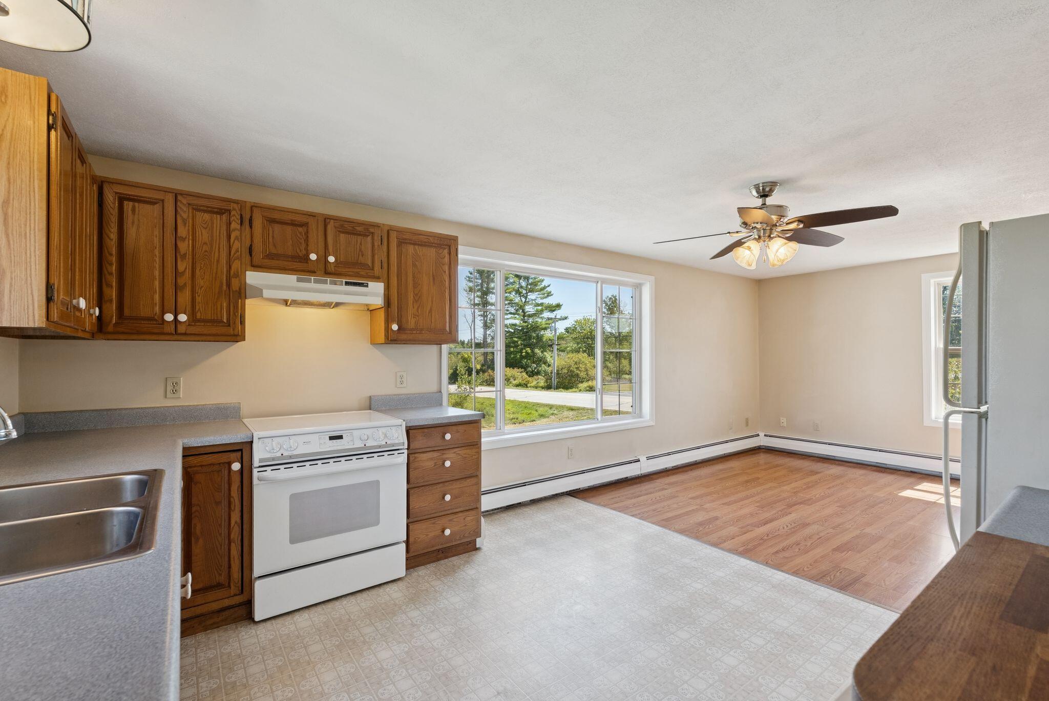 538 South Street Biddeford, ME 04005 - Photo 16 of 46 32_DSC09532