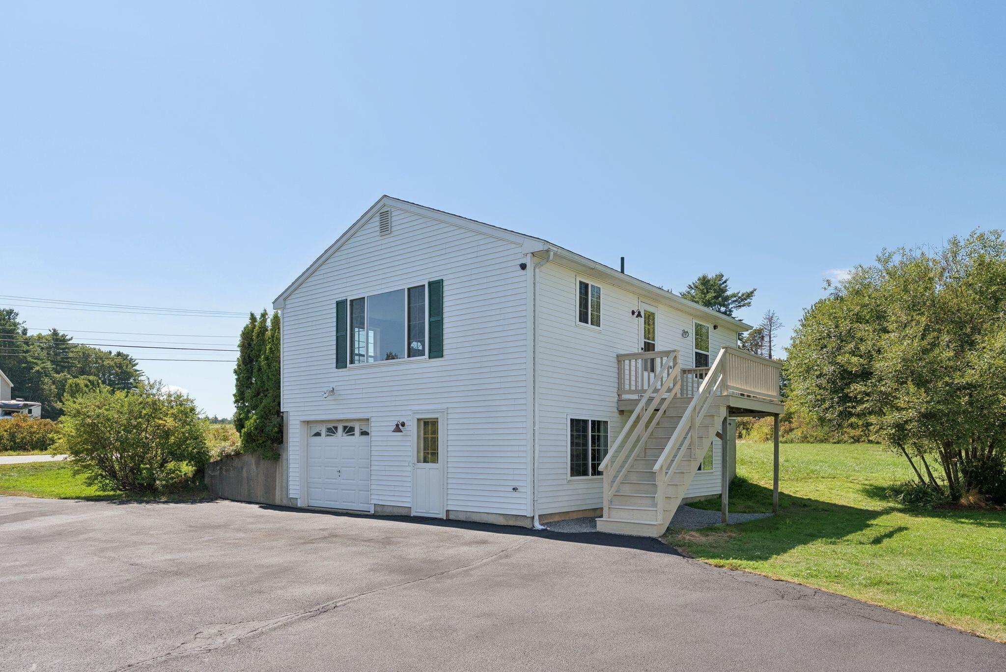 538 South Street Biddeford, ME 04005 - Photo 3 of 46 5_DSC09632