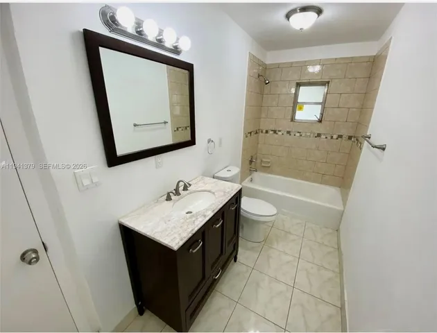 $640,000 | 6105 Royal Poinciana Lane, Tamarac, FL 33319