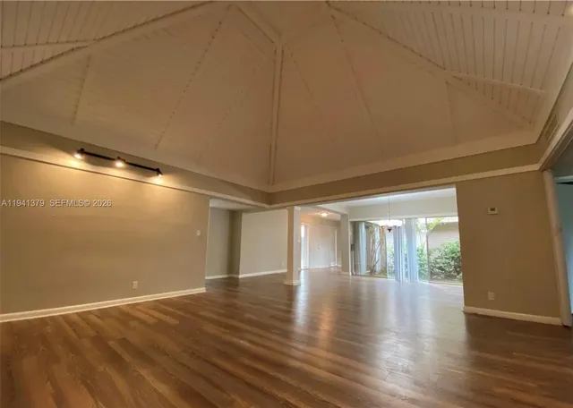 $640,000 | 6105 Royal Poinciana Lane, Tamarac, FL 33319