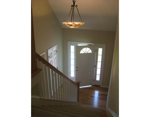5 Reed Lane Littleton, MA 01460 - Photo 13 of 20 a view of entryway