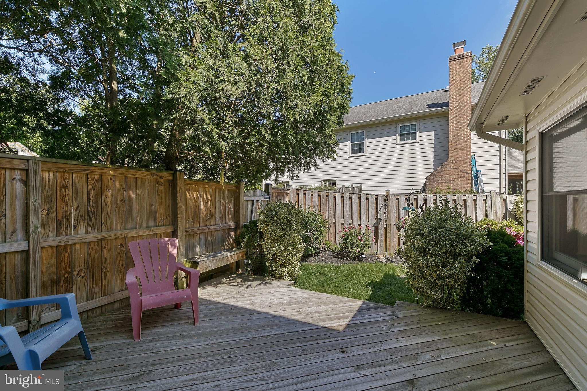 4501 Gilbertson Road Fairfax, VA 22032 - Photo 16 of 33 SUN DECK