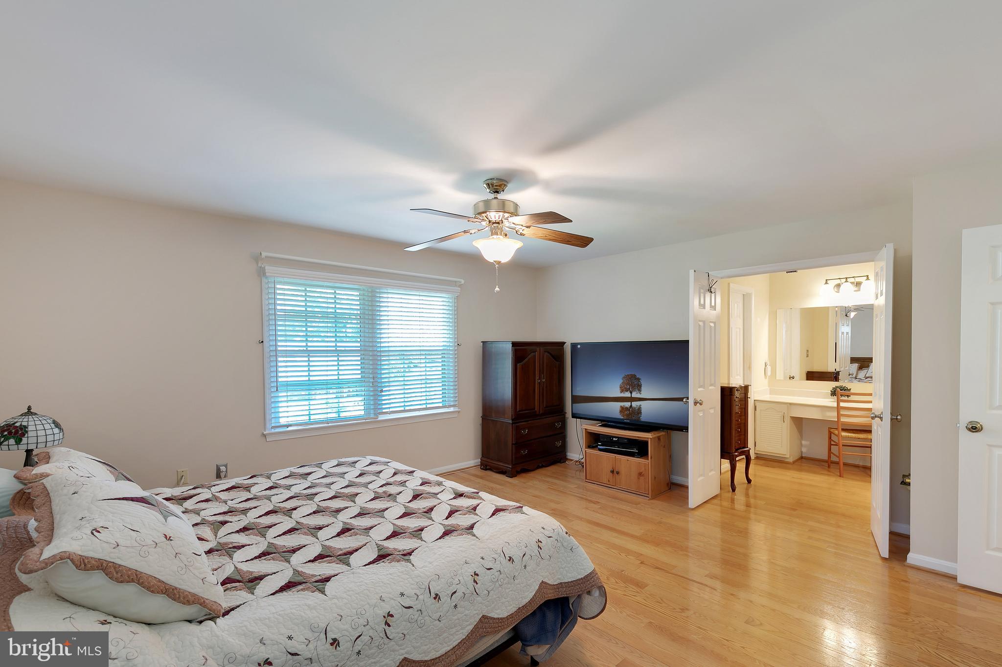 4501 Gilbertson Road Fairfax, VA 22032 - Photo 24 of 33 PRIMARY BEDROOM WITH DRESSING HALL