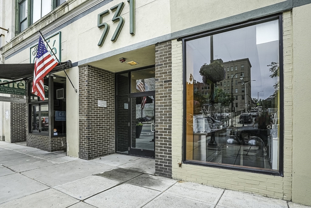 531 Main Street, Unit 410M Worcester, MA 01608 - Photo 1 of 29 a view of a building with door