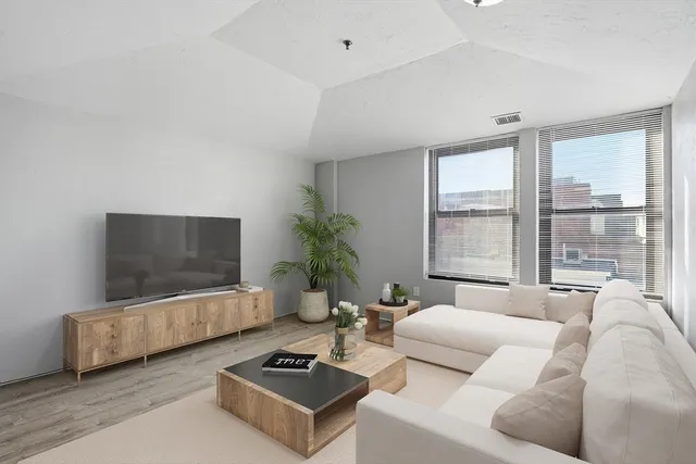 $155,000 | 531 Main Street, Unit 410M, Worcester, MA 01608