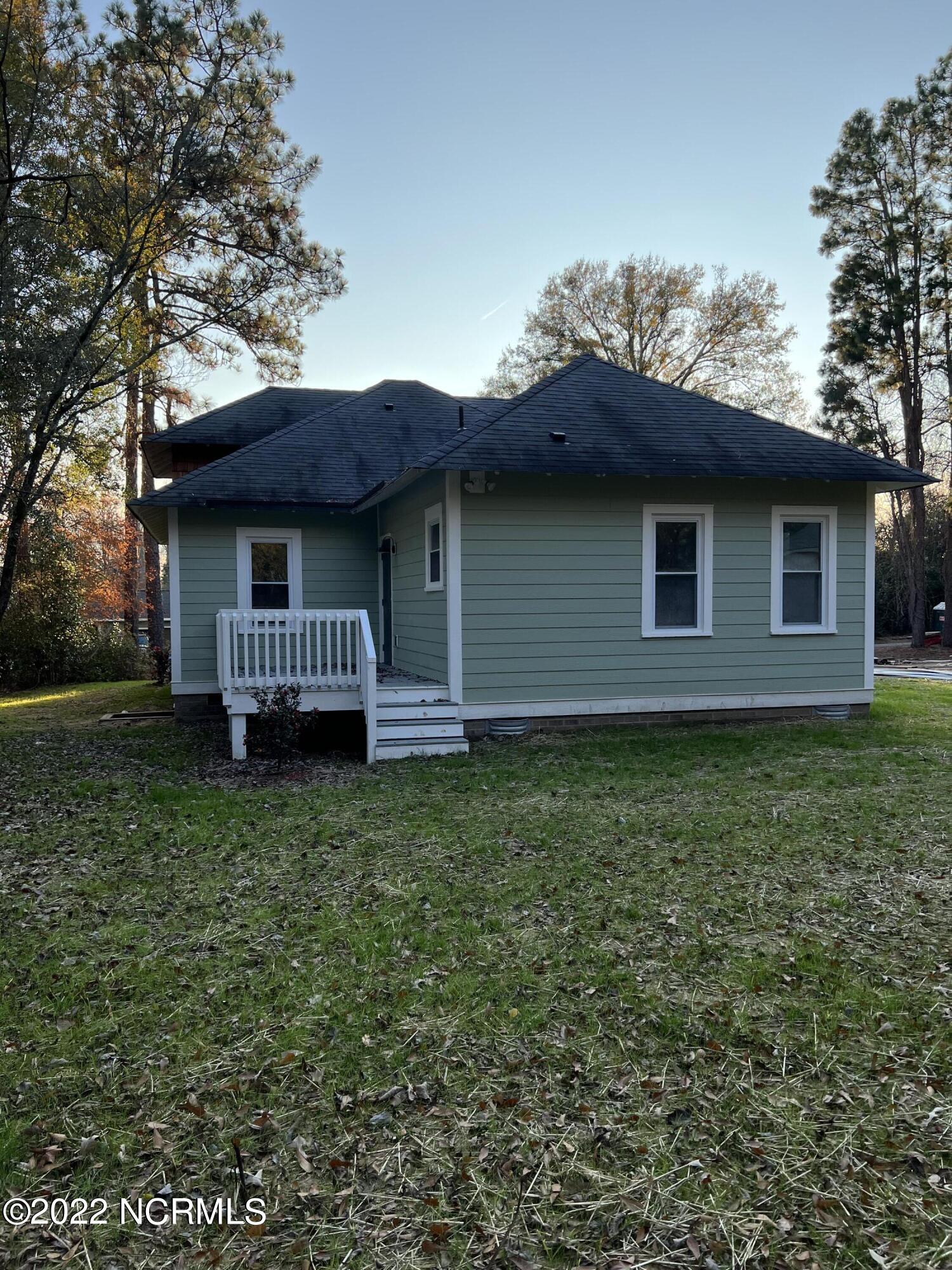 108 Elm Street Aberdeen, NC 28315 - Photo 18 of 21 0BC75556-9B46-47B1-A3A0-B30DA6787AE0
