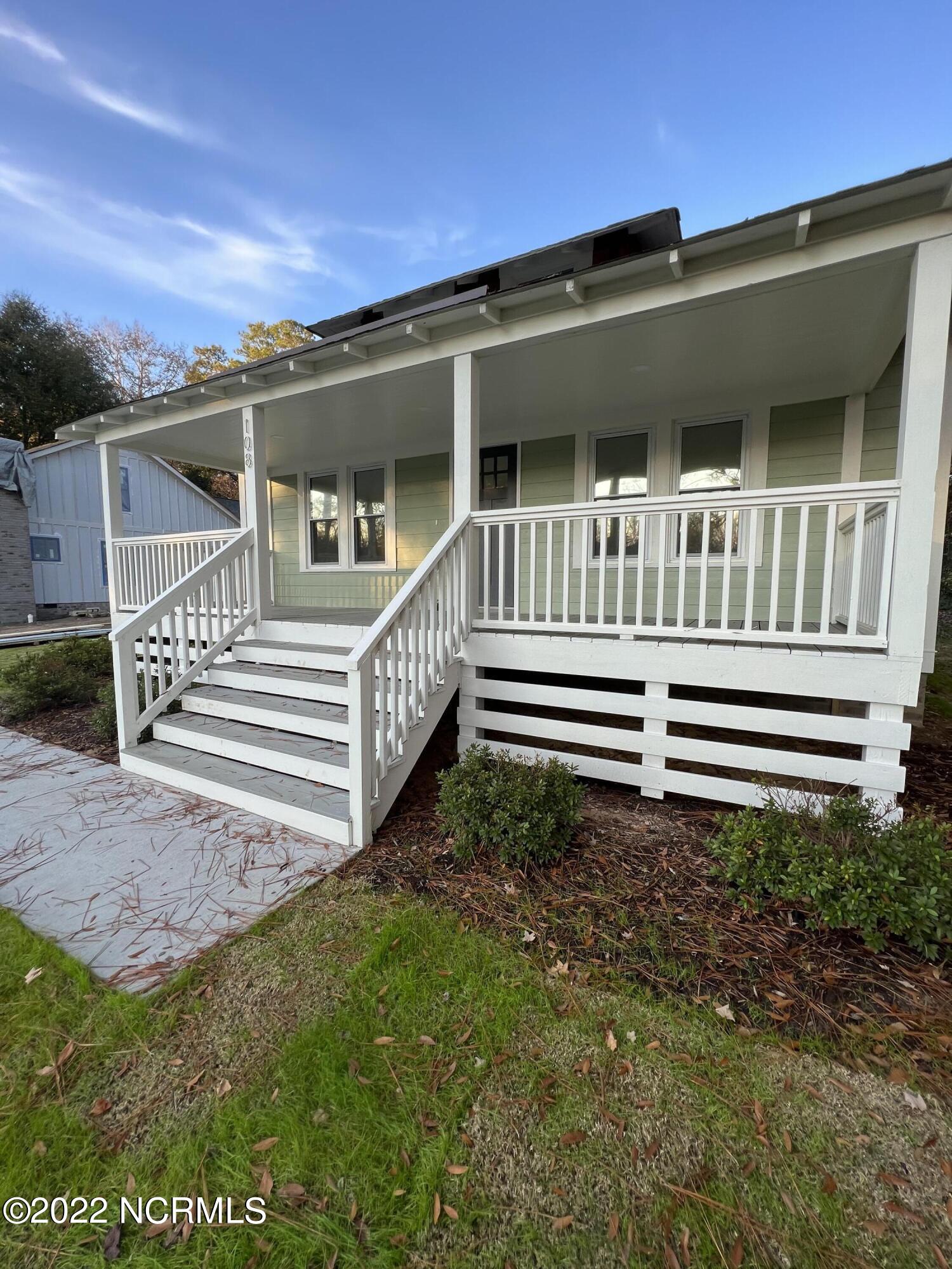 108 Elm Street Aberdeen, NC 28315 - Photo 3 of 21 F2A35C13-7793-45AD-867F-E296922893C1