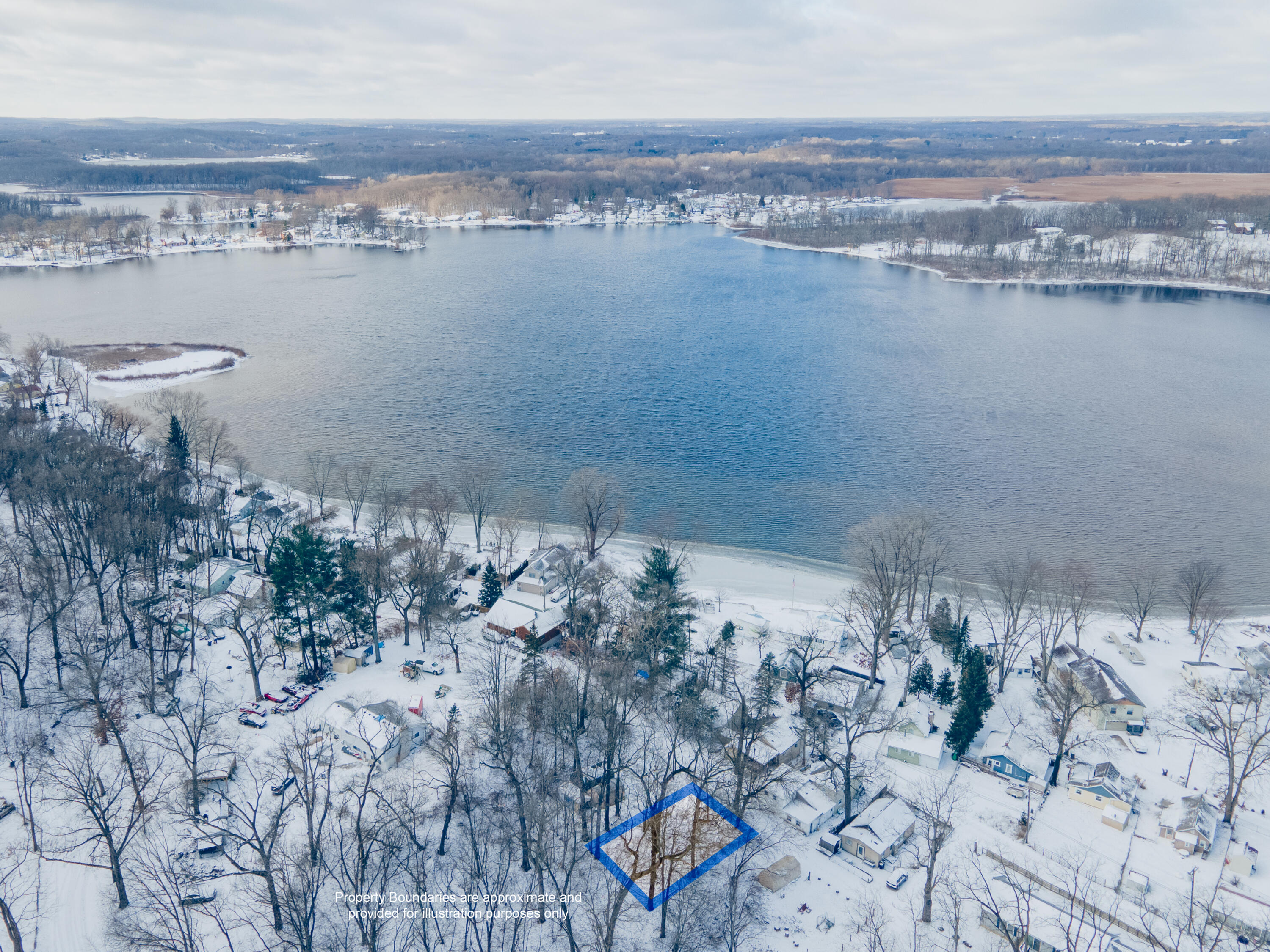 11133 Hillside Pinckney, MI 48169 - Photo 14 of 16 11133 Hillside Aerials Updated (5 of 19)