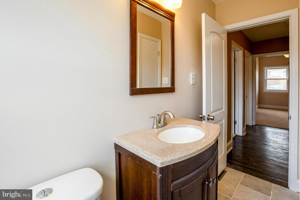 1318 Pentwood Road Baltimore, MD 21239 - Photo 11 of 25 Bath