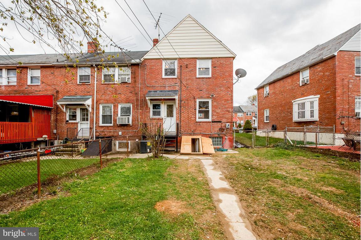 1318 Pentwood Road Baltimore, MD 21239 - Photo 21 of 25 Exterior (Rear)