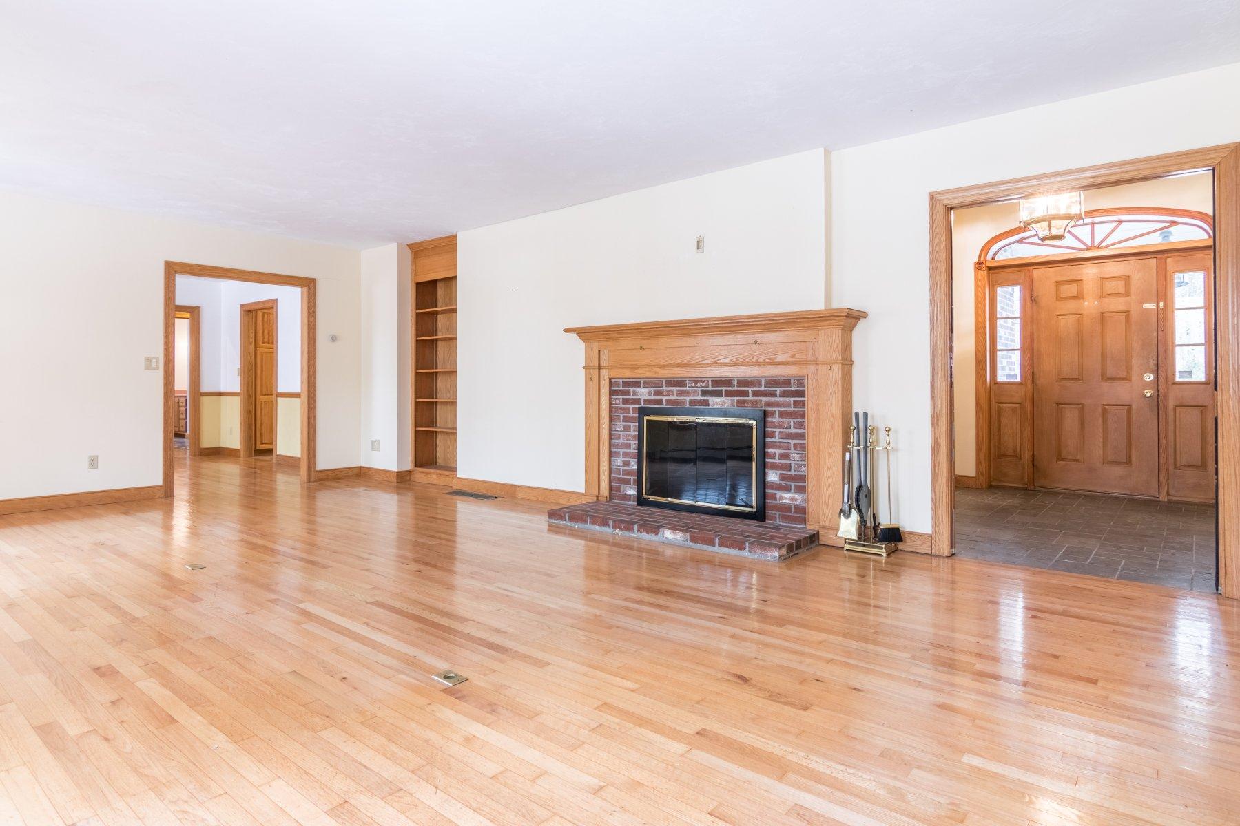856 Millstone Road Brewster, MA 02631 - Photo 5 of 29 IMG_7500-HDR
