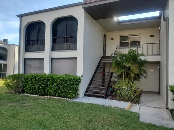 $164,900 | 7701 Starkey Road, Unit 316, Seminole, FL 33777