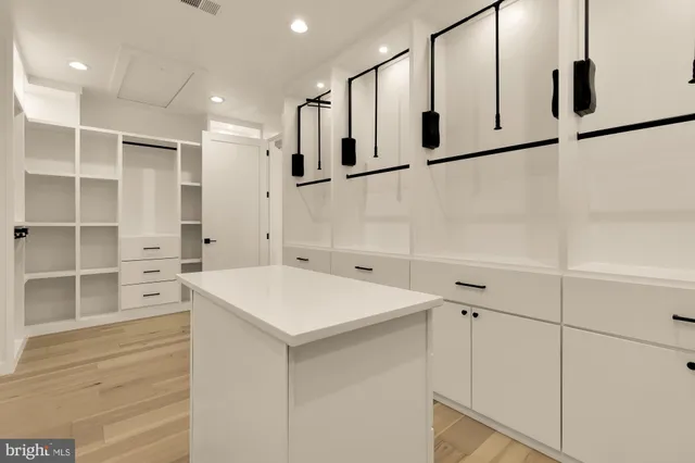 $2,999,999 | 6935 Southridge Drive, McLean, VA 22101