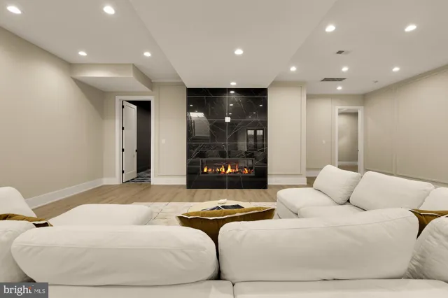 $2,999,999 | 6935 Southridge Drive, McLean, VA 22101