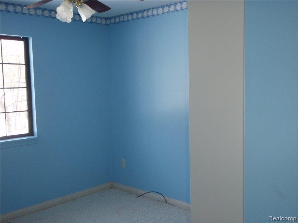 3089 Buckner Road Lake Orion, MI 48362 - Photo 6 of 10 BEDROOM