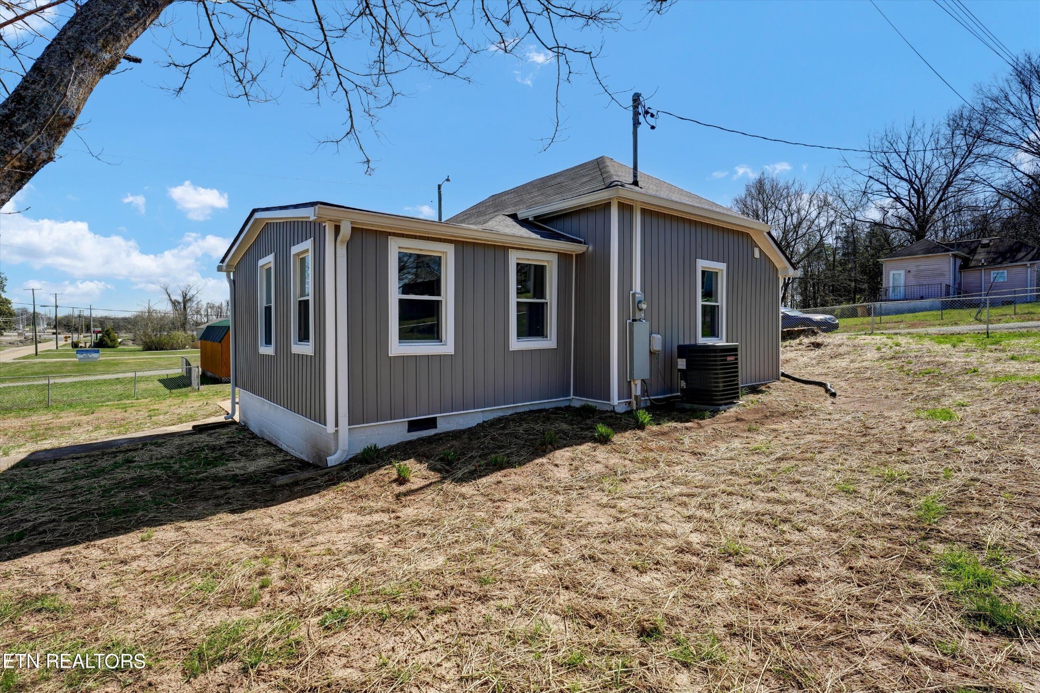 9412 Mascot Road Mascot, TN 37806 - Photo 26 of 29 Gallery Image 26