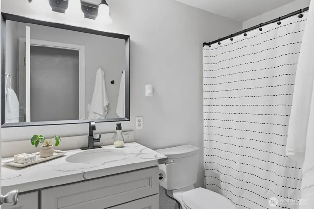 $420,000 | 453 Southwest View Drive, Port Orchard, WA 98367