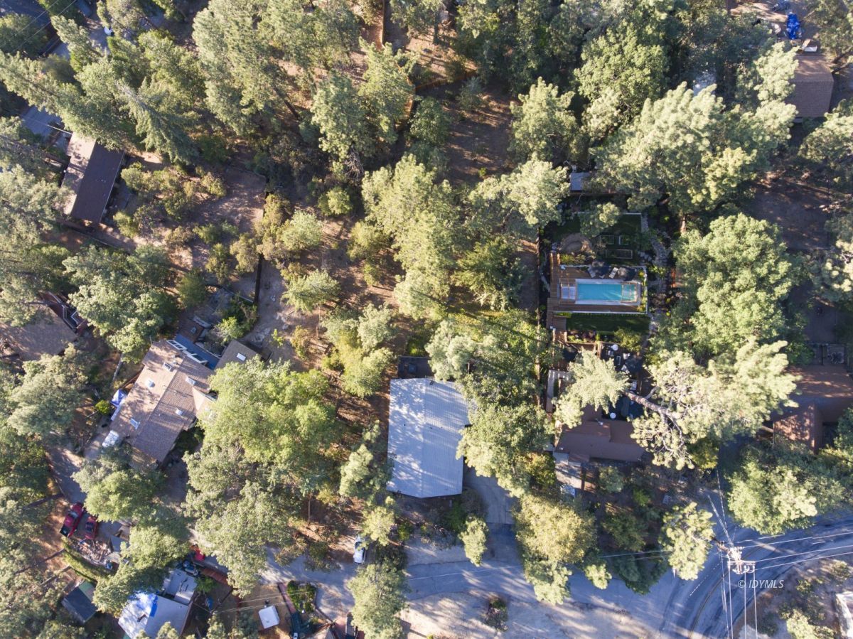 26780 Saunders Meadow Road Idyllwild, CA 92549 - Photo 41 of 41 a sign that is on a tree