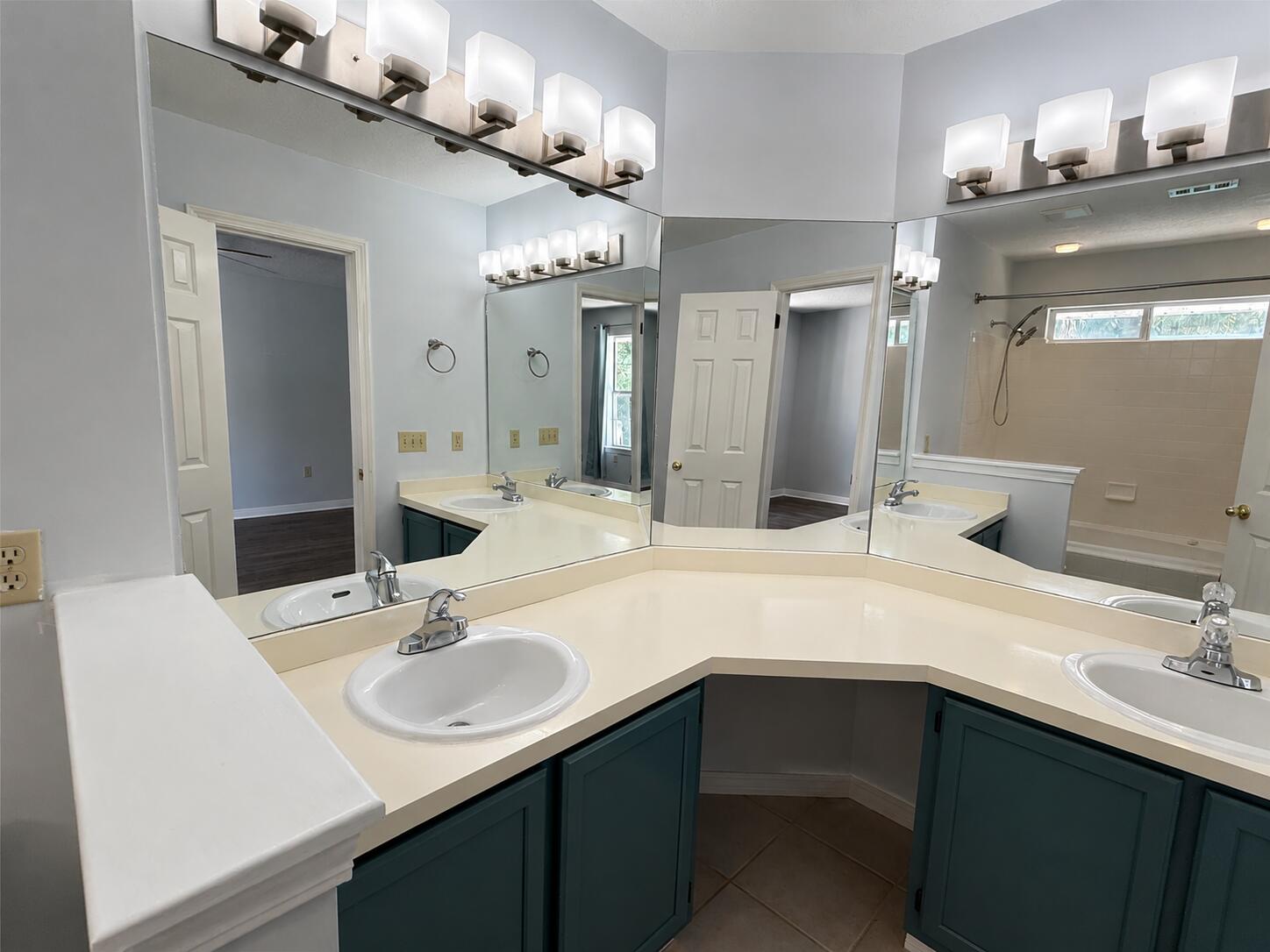 408 Ridge Wood Circle Destin, FL 32541 - Photo 16 of 35 1