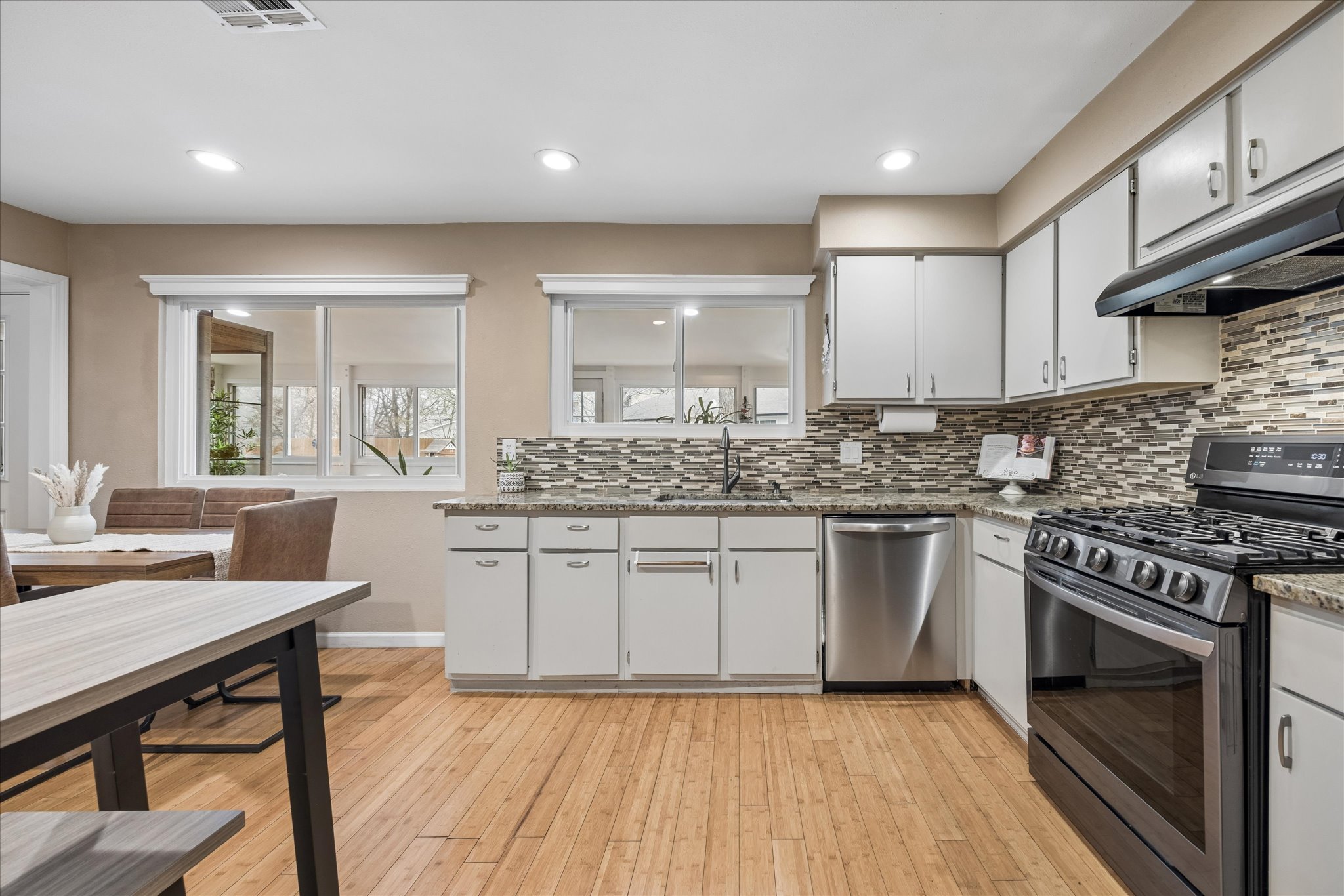 2201 Tallow Court Austin, TX 78744 - Photo 16 of 39
