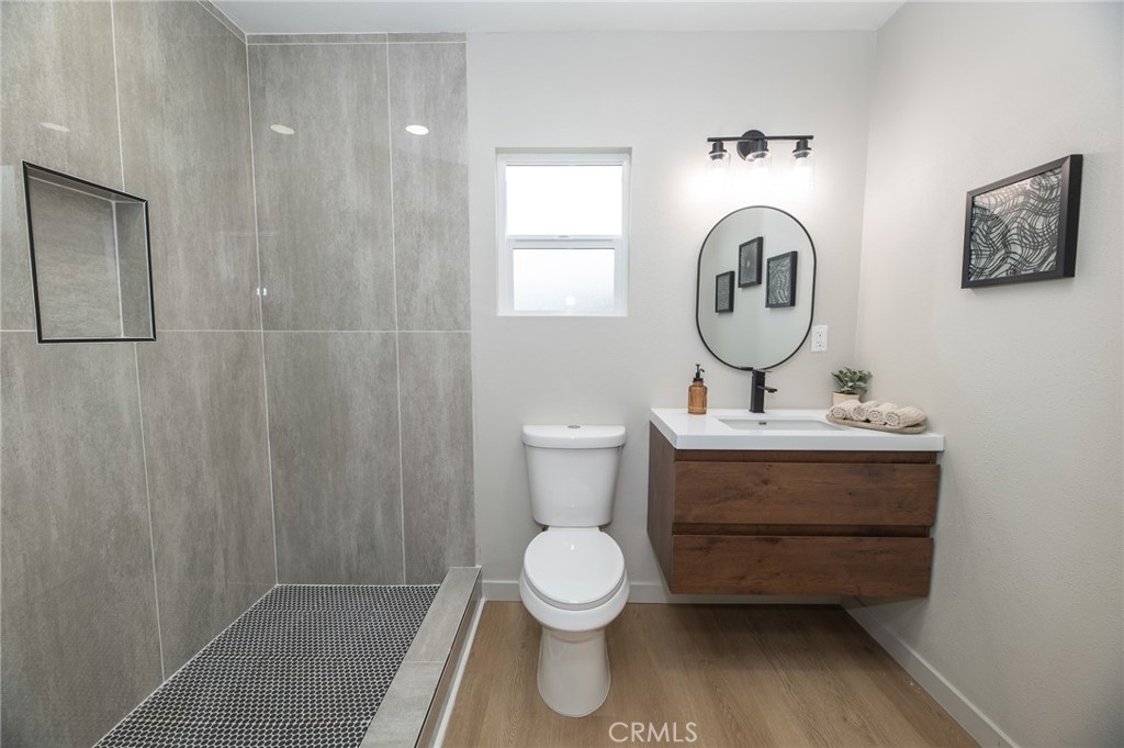 7310 South Bluff Road Downey, CA 90240 - Photo 21 of 33