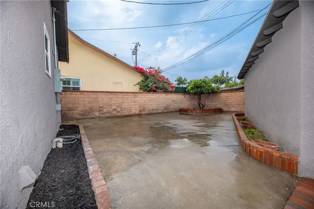 $959,000 | 7310 South Bluff Road, Downey, CA 90240