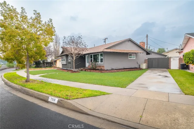 $959,000 | 7310 South Bluff Road, Downey, CA 90240