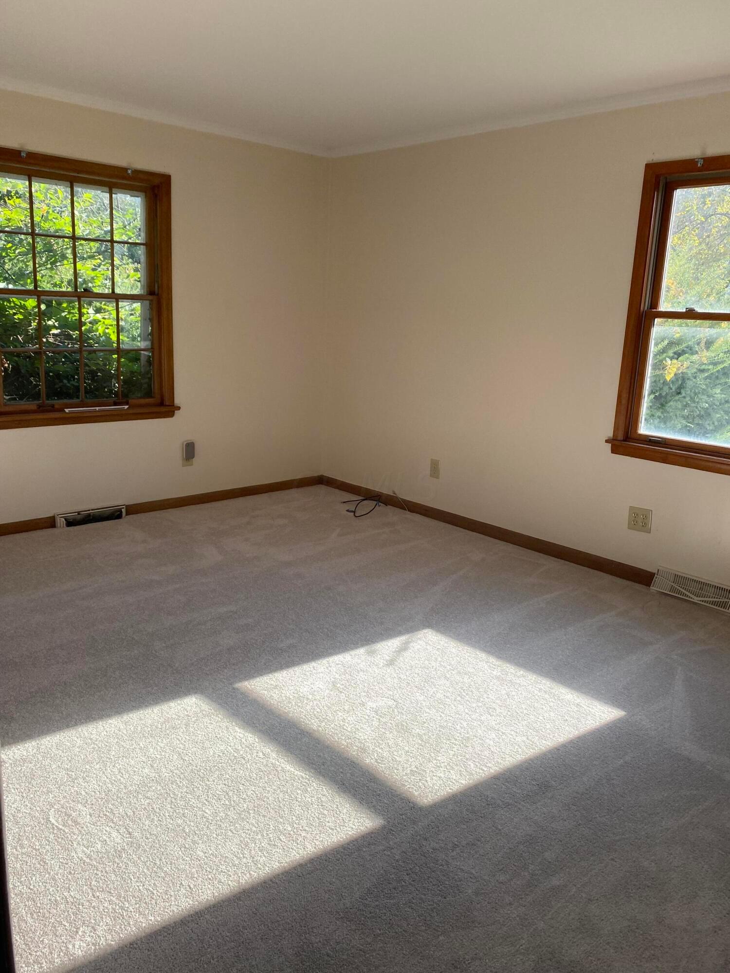 2840 Charing Road Upper Arlington, OH 43221 - Photo 29 of 39 Updated Bedroom