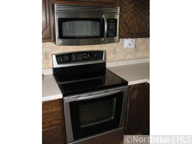 9113 Imperial Road Royalton, MN 56373 - Photo 9 of 11 Gallery Image 9
