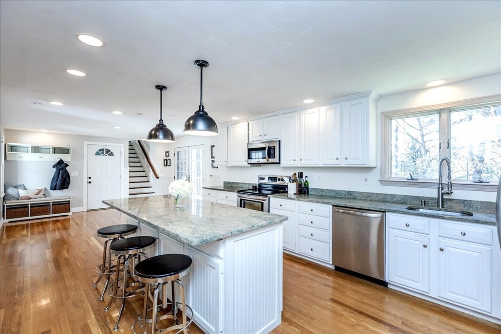 170 Grove Street Hanover, MA 02339 - Photo 16 of 42