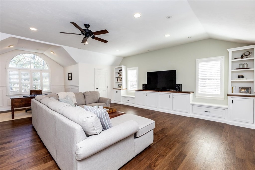 170 Grove Street Hanover, MA 02339 - Photo 17 of 42