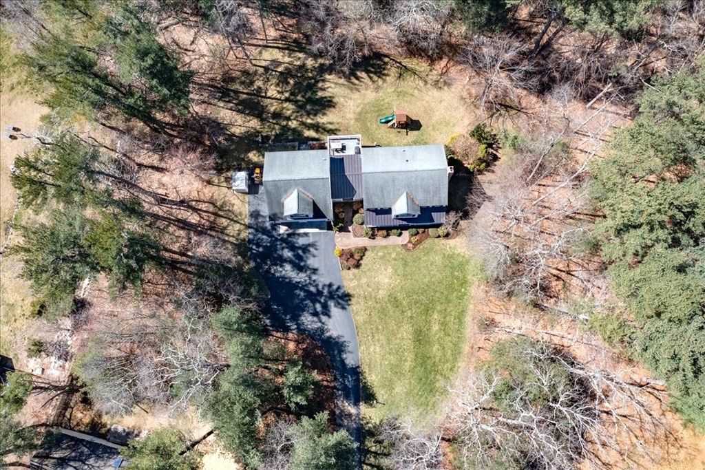 170 Grove Street Hanover, MA 02339 - Photo 5 of 42