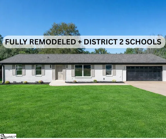 $304,999 | 207 Oakmont Drive, Boiling Springs, SC 29316