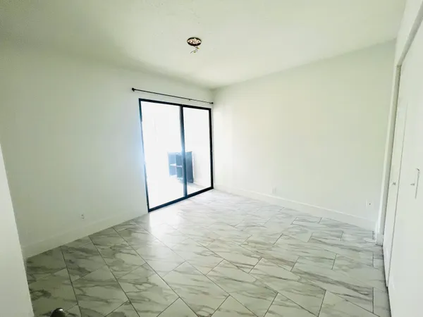 $3,100 | 241 Northwest 15th Street, Boca Raton, FL 33432