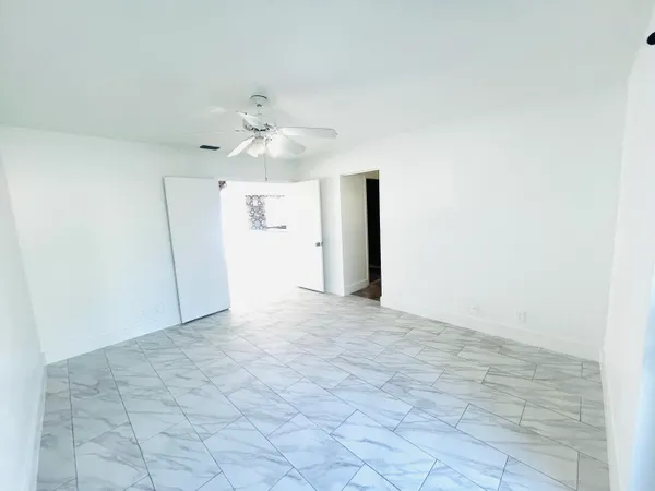 $3,100 | 241 Northwest 15th Street, Boca Raton, FL 33432