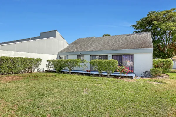 $3,100 | 241 Northwest 15th Street, Boca Raton, FL 33432
