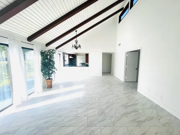 $3,100 | 241 Northwest 15th Street, Boca Raton, FL 33432