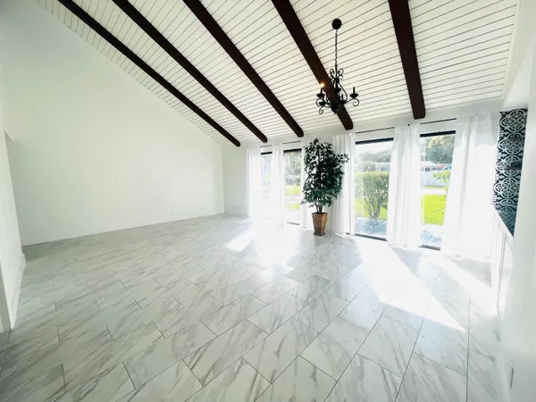 $3,100 | 241 Northwest 15th Street, Boca Raton, FL 33432