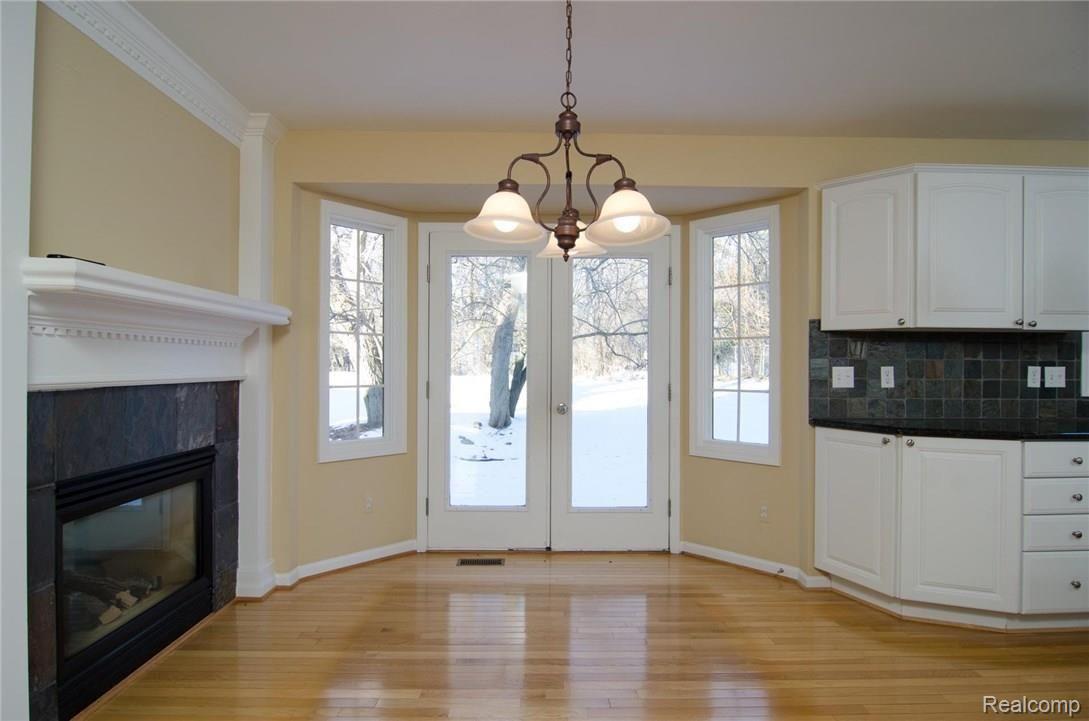 GRU_3992.jpg