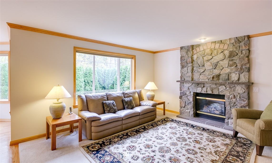17322 5th Place West Bothell, WA 98012 - Photo 8 of 24