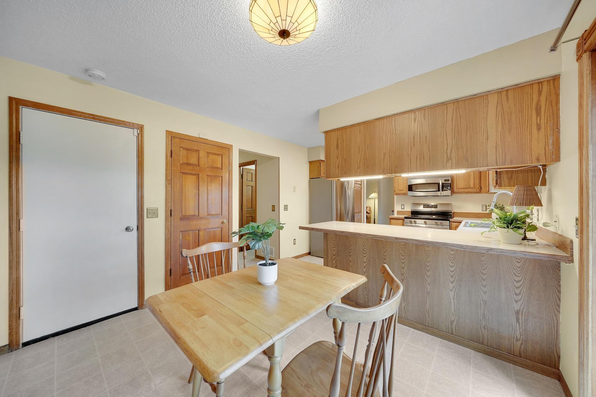 14246 Dearborn Path Rosemount, MN 55068 - Photo 28 of 44