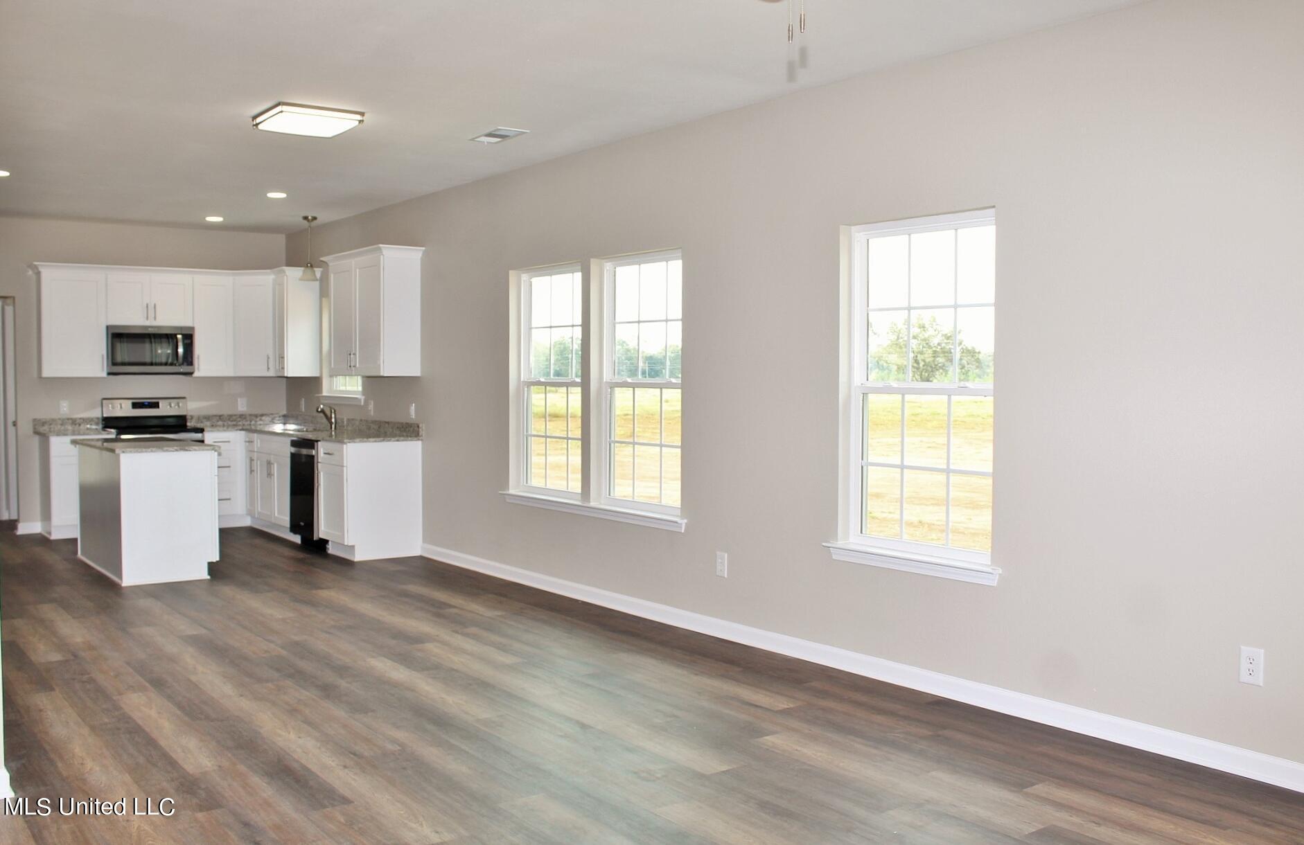 123 Willie Finch Road Lucedale, MS 39452 - Photo 5 of 18 5-Dining