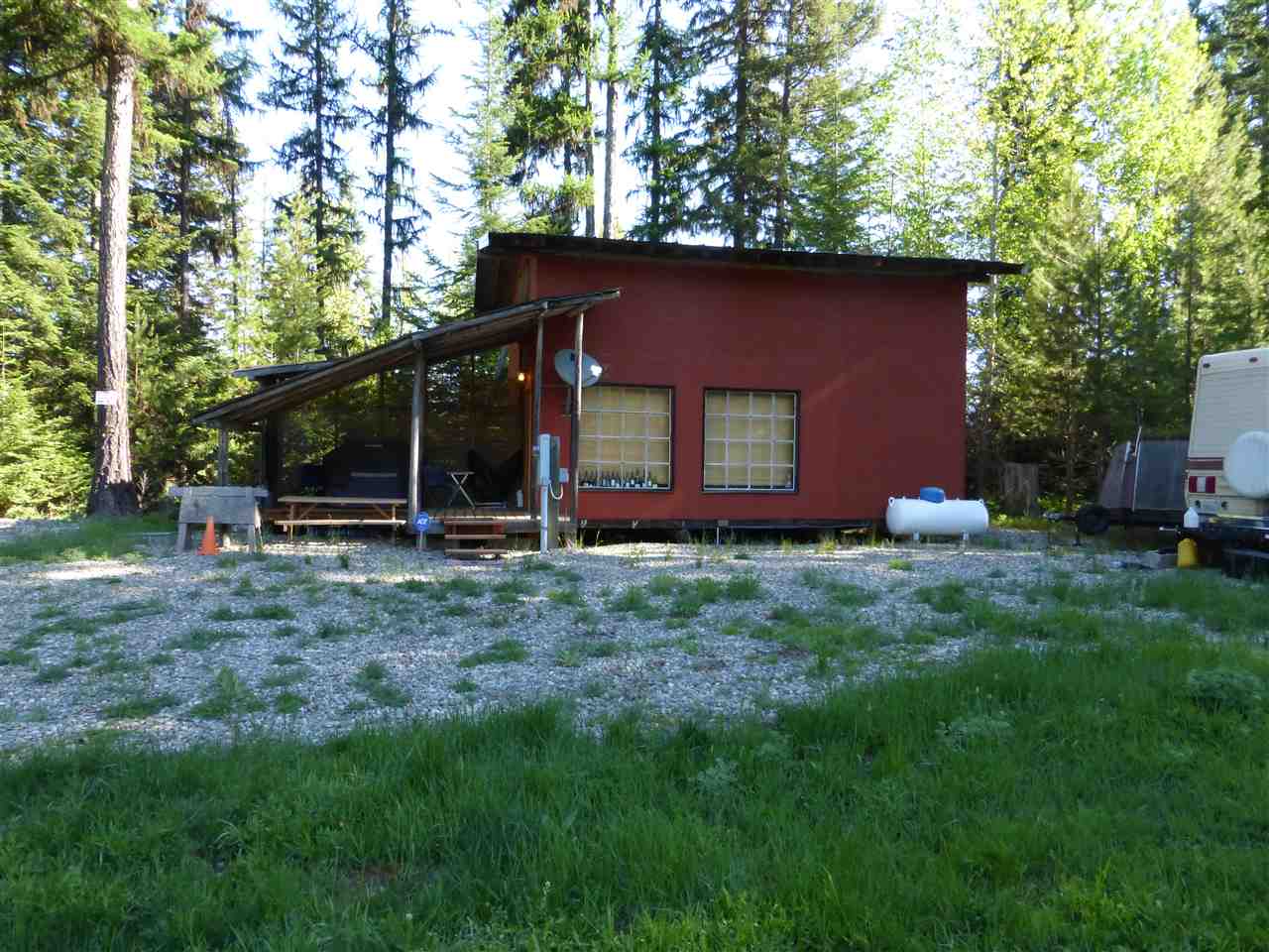 473 Barrer Road Cusick, WA 99119 - Photo 2 of 10 Gallery Image 2