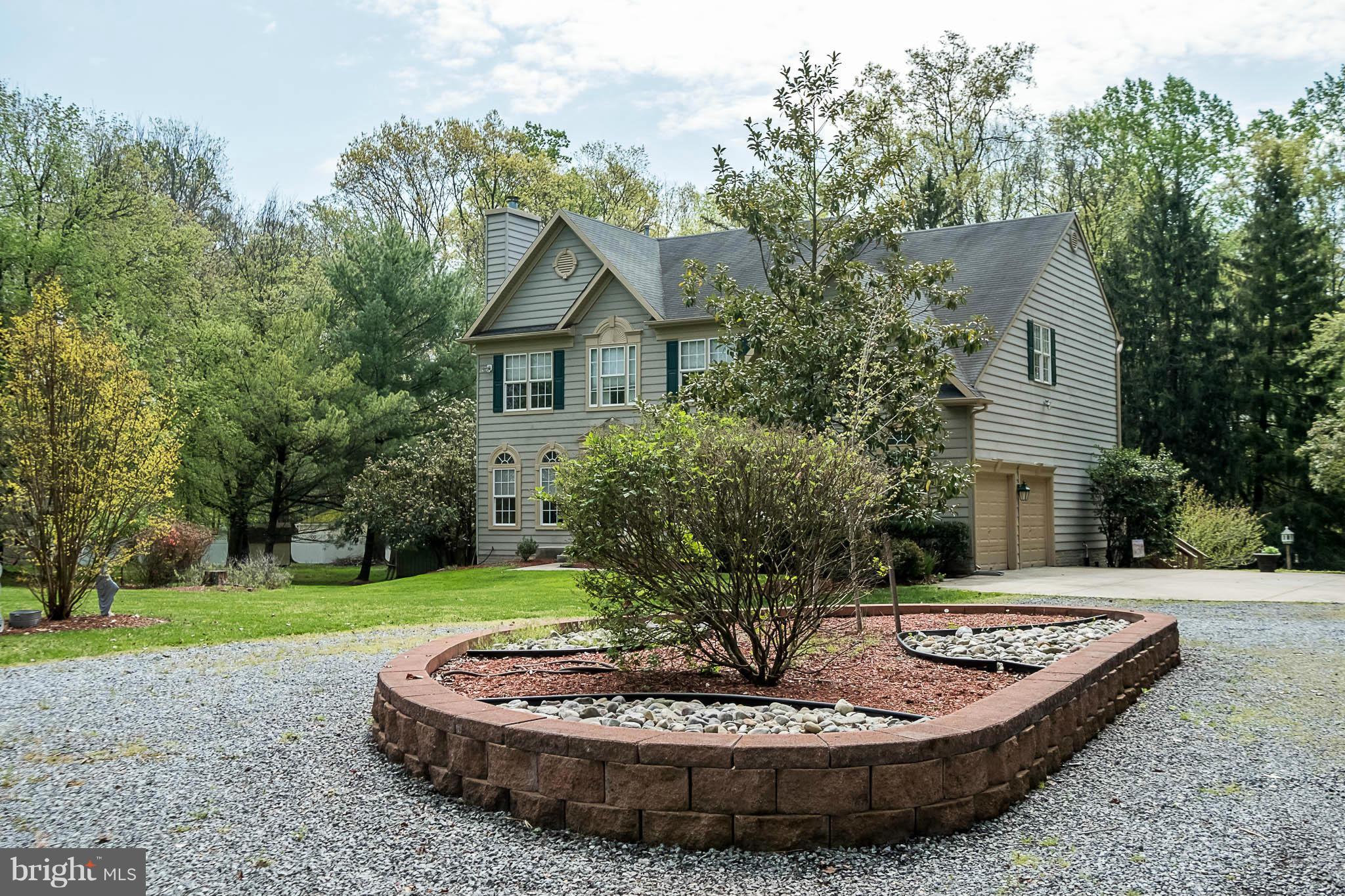 6213 Brooklyn Bridge Road Laurel, MD 20707 - Photo 2 of 30 Circular Drive